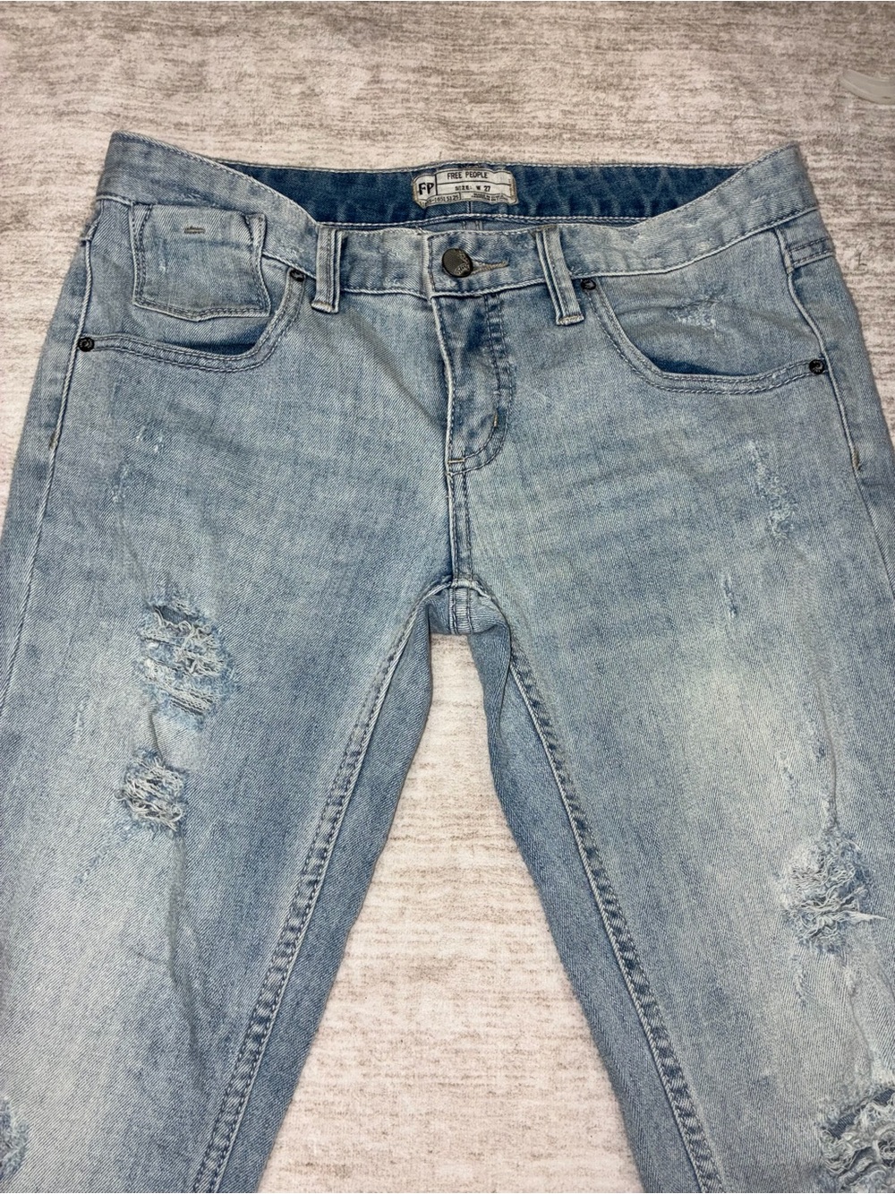 Free People Women’s Light Blue Distressed Jeans